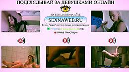 Sexet teenager giver gruppeblowjob og modtager sperm i munden