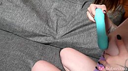 Sonya Blakes intime Reise mit Sexspielzeug in 4K