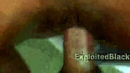 Mlada afriško-ameriška najstnica z veliko ritjo v domačem videu