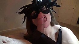 Zoey Zen, en sulten Latina MILF, gir en uforglemmelig håndjobb og får en ansiktsbehandling i dette POV-møtet