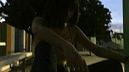 당신의 아들 세이로가 훌륭한 블로우잡을 해주는 갈색 머리 MILF입니다