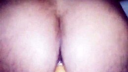 Horúci gay dostane šľahačku na svoj veľký zadok