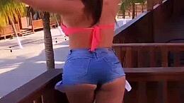 Mexicaanse prostituees hebben een unieke twee-holes performance