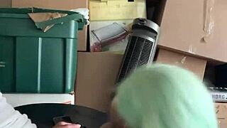 I repaid my neighbor's help with a deepthroat blowjob