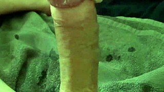 Solo man’s intense internal ejaculation with X900d in Fleshlight