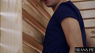 Beautiful shemale Daisy Taylor gets anal sex