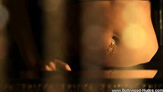 Sultry Indian beauty’s slow disrobe in sexy strip tease