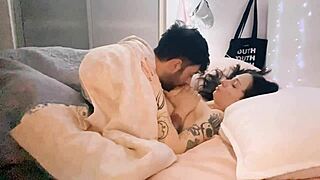 Alternative girl next door gets a facial orgasm