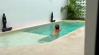 Being the Poolboy Means Quickies with Cute College Babes