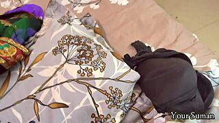 पीओवी चाची ने स्नीकी इंटेंट के साथ कांड किया