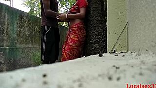 गांव की भाभी अब आउटडोर सेक्स की प्यासी है मेरे साथ