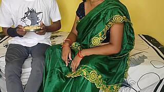 Cumnata m-a chemat să o hrănesc cu laptele ei cald azi