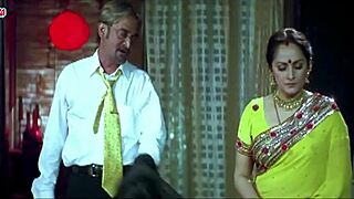 भारतीय आंटी सेक्स के लिए होममेड क्लीनिंग चार्म से टेस करती है