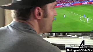 Ne morem upreti Alex Legendovemu debelemu kurcu v Claudii Valentineini mokri pički