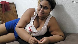 Yaramaz Öğretmen Öğrenciyi Özel Ders ve Vahşi Aksiyon İçin Davet Ediyor