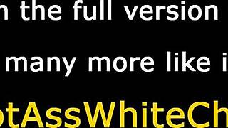 Une ado se fait rimmer l'anus, veux voir à quel point c'est profond ?