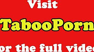 Hé Roodharige Schat, Wil Je Nu Op Deze Milfs Natte Kut Feesten?