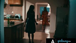 Mulher solitária trai marido com Angela White em jantar íntimo