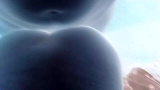 Je belo ali črno v tem videu?