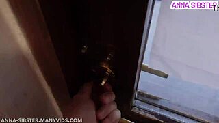 Случайна горска среща се превърна в неочаквано горещо действие с обръсната путка