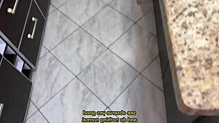 Maki е секси кучка