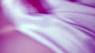 该死！她像个专业人士一样接受肛交