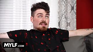 Callie beyzbol antrenörü olarak sert tokat ve meme sikişiyle domine ediyor