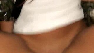 וואו! חברים תאילנדים מזיינים חזק במסיבת פסטיבל פרועה!