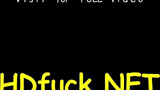 Yo, deze Russische 18+ wordt hard geneukt in doggystyle!