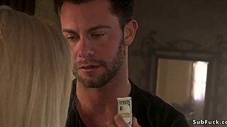 קמגירל קטנה קשורה ונלקחת על ידי מעריץ