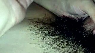 베트남 베이비 카페에서 뜨거운 오럴 액션 해줘, 와! 😍