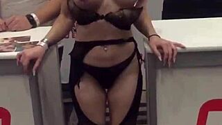 AVN Highlights Featuring Lesbian Webcam Performances with Toys