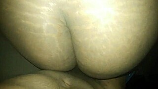 pretty fat ass pussy wet 😍