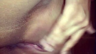 young girl masturbates solo to send to boyfriend