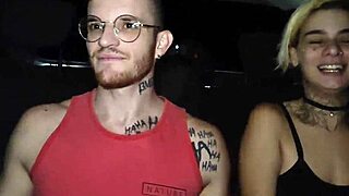 casal fode dentro do uber