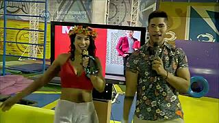 Iniciamos Con El Desfile De Las Chicas