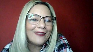 hey, this sexo tragicomico got me laughing and intrigued! 😂