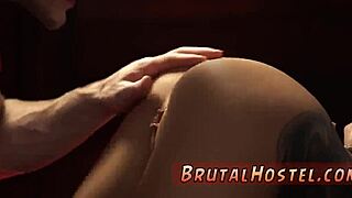 felicity, how does that rough fuck feel with tourists watching?