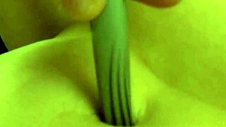 want to see fifi foxx's belly button play with her tits?