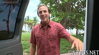 I watch live gay sex, it's so hot