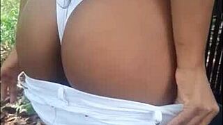 bunduda dansarina de funk me ofeceu seu cuzinho no parque em ar livre