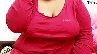 Sexy Girlfriend Flashing Her Perfect Boobs for the Camera