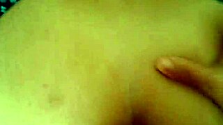 Hey, check out this big ass shaking like crazy!