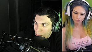 What are Joycgee and Trainwrecks doing in their live webcam?