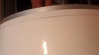 Casual shower bathing in single session