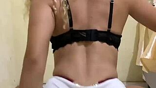 Curvy Amateur In Mini Skirt