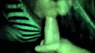 Amateur arab wife giving long blowjob to husband?