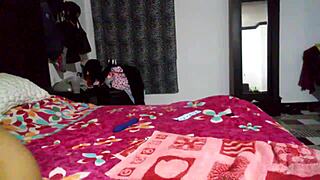 Latina pornstar Luna Di Marco masturbates intensely