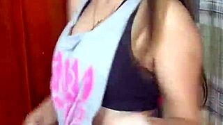 i feel so excited teaching sexy clothes to flaca hermosa