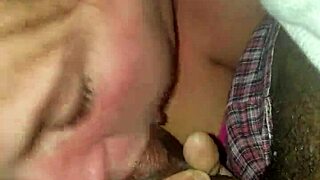 European girl delivers interracial blowjob to italian partner 😏